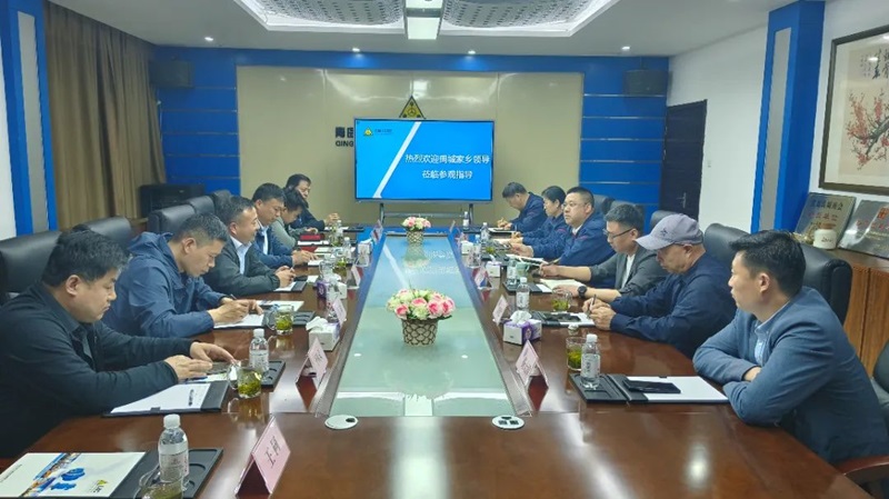 禹城領導蒞臨青島力克川參觀指導4.jpg 禹城領導蒞臨青島力克川參觀指導4.jpg